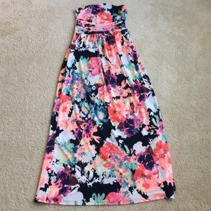 Floral maxi with pockets